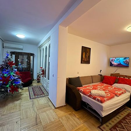 Lika'S Hause Apartment Tbilisi ภายนอก รูปภาพ